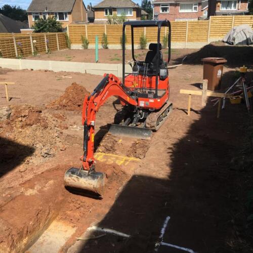 mini-digger-hire